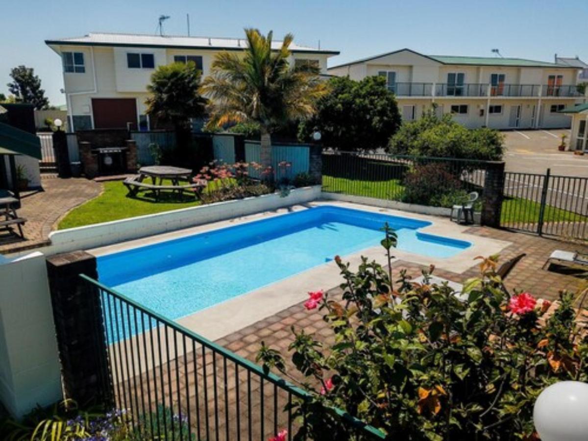 تاورانجا Cottage Park Thermal Motel المظهر الخارجي الصورة